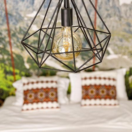 Traditional Boutique Brasov Bagian luar foto